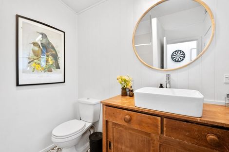 Photo of property in 6 Domain Road, Onerahi, Whangarei, 0110