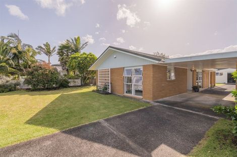 Photo of property in 8 Hamilton Crescent, Whitianga, 3510