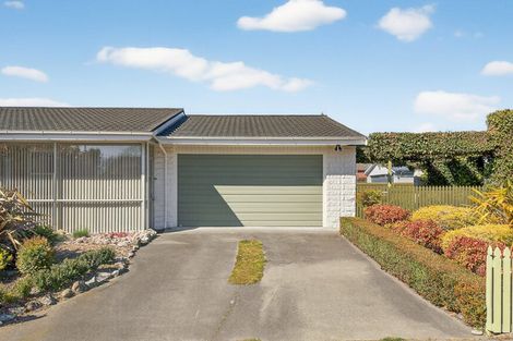 Photo of property in 7 Talltree Avenue, Avonhead, Christchurch, 8042