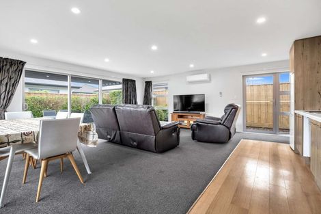 Photo of property in 25 Farnborough Way, Rolleston, 7615