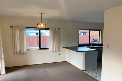 Photo of property in 2/16 Milton Street, Somerfield, Christchurch, 8024