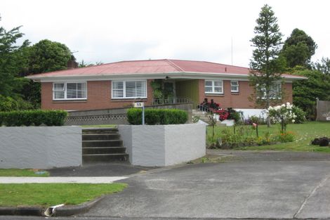 Photo of property in 13 Paterson Avenue, Pukekohe, 2120