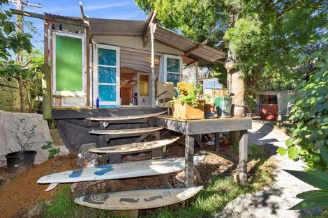 Photo of property in 3 Te Hutewai Road, Raglan, 3225