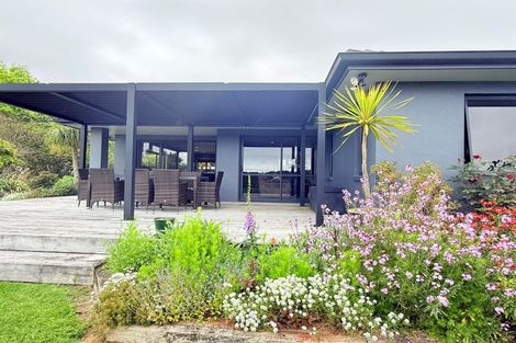 Photo of property in 154 Ohinepanea Road, Pukehina, Te Puke, 3186