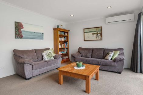 Photo of property in 3 Hansard Place, Bethlehem, Tauranga, 3110