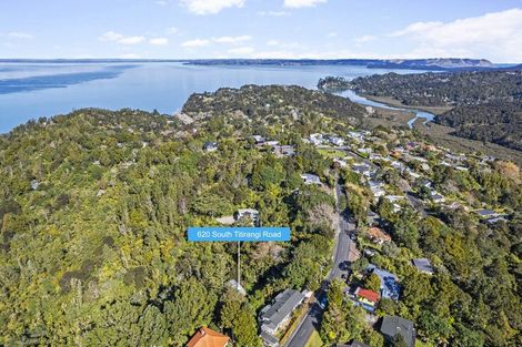 Photo of property in 620 South Titirangi Road, Titirangi, Auckland, 0604