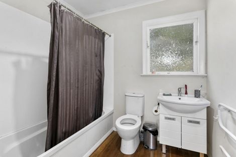 Photo of property in 149 Wellington Road, Wainuiomata, Lower Hutt, 5014