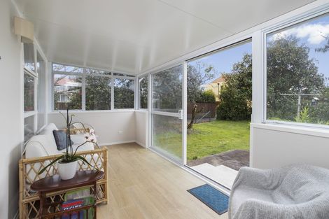 Photo of property in 63 Muir Avenue, Mangere Bridge, Auckland, 2022