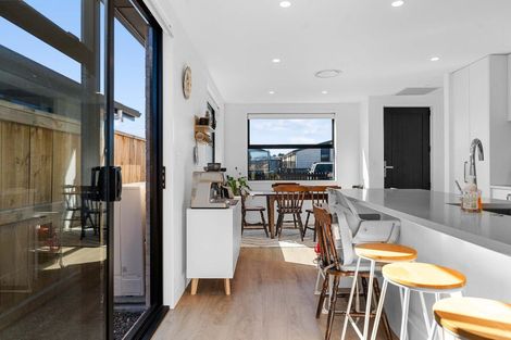Photo of property in 11 Hinaki Street, Poike, Tauranga, 3112