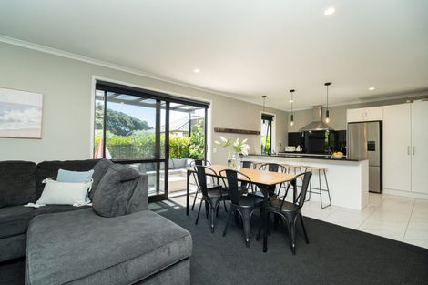 Photo of property in 5 Tide Lane, Whitby, Porirua, 5024