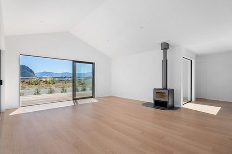 Photo of property in 22a Marjon Drive, Wanaka, 9305