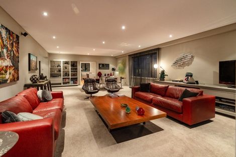 Photo of property in Broadwater Apartments, 214 Oriental Parade, Oriental Bay, Wellington, 6011