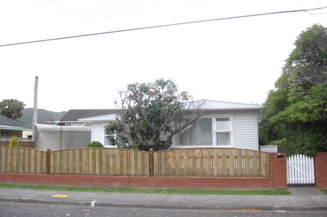 Photo of property in 32 Trinity Avenue, Epuni, Lower Hutt, 5011