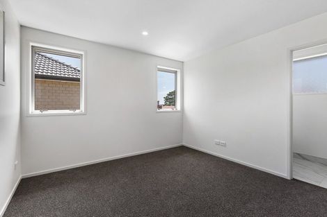 Photo of property in 47c Lynwood Road, New Lynn, Auckland, 0600
