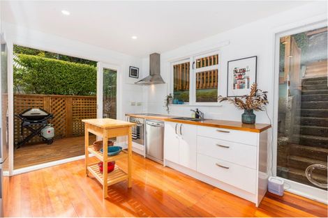 Photo of property in 70 Curtis Street, Northland, Wellington, 6012