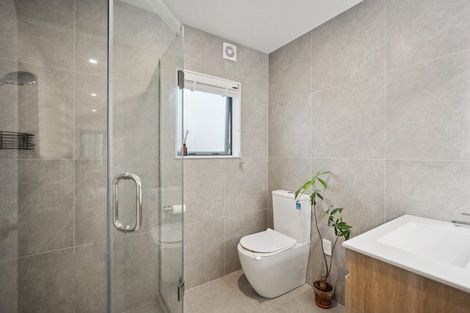 Photo of property in 1b Robin Lane, Browns Bay, Auckland, 0630