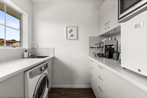 Photo of property in 7 Wainscott Street, Greenmeadows, Napier, 4112