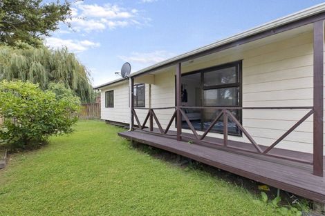 Photo of property in 2/25 Margaret Road, Papatoetoe, Auckland, 2025