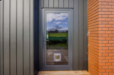 Photo of property in 1790 Eltham Road, Riverlea, Hawera, 4679