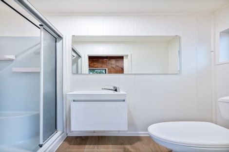 Photo of property in 34 Savoy Road, Glen Eden, Auckland, 0602