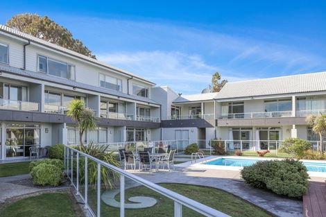 Photo of property in 300 Lake Terrace, Two Mile Bay, Taupo, 3330