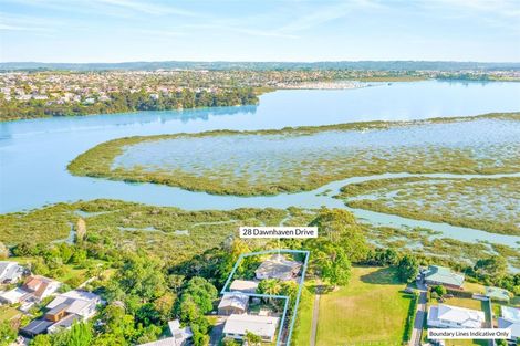 Photo of property in 28 Dawnhaven Drive, Te Atatu Peninsula, Auckland, 0610