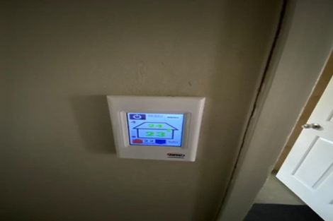 Photo of property in 47c Browns Road, Manurewa, Auckland, 2102