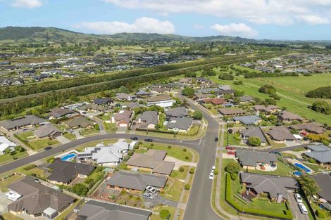 Photo of property in 21 Madison Street, Cambridge, 3434