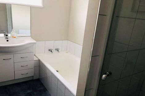 Photo of property in 25 Kent Terrace, Taradale, Napier, 4112