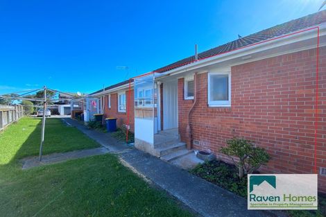 Photo of property in 136 Onewa Road, Northcote, Auckland, 0627