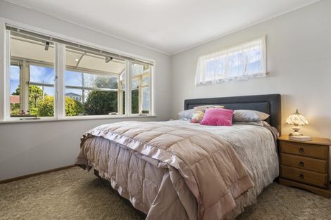 Photo of property in 63 Gloria Avenue, Te Atatu Peninsula, Auckland, 0610