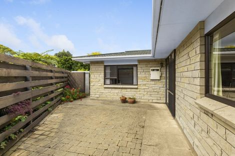 Photo of property in 23 Hurunui Street, Waikanae, 5036