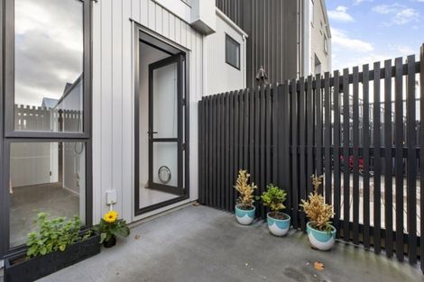 Photo of property in 96 Squadron Drive, Hobsonville, Auckland, 0618