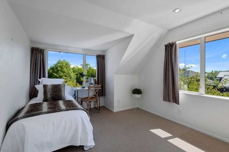 Photo of property in 2 Lewisham Park, St Albans, Christchurch, 8052