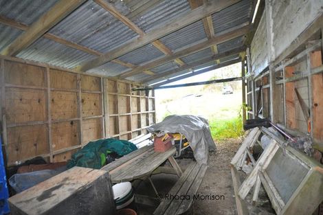Photo of property in 153 Pahi Road, Pahi, Paparoa, 0571