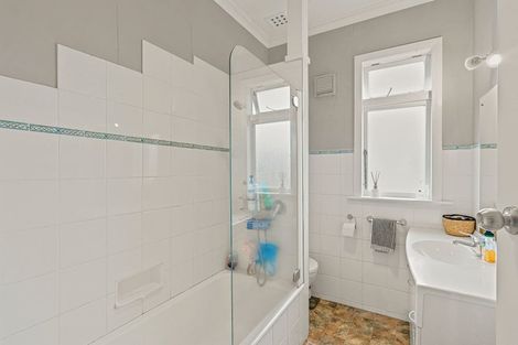 Photo of property in 184 Bath Street, Levin, 5510