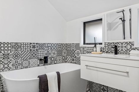 Photo of property in 2/54 Derby Street, St Albans, Christchurch, 8014