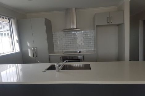 Photo of property in 8 Rainsford Road, Pukekohe, 2120
