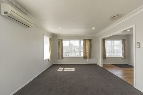Photo of property in 7 Saint Lukes Place, Bader, Hamilton, 3206
