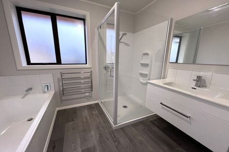 Photo of property in 10 Hoffman Street, Hokitika, 7810