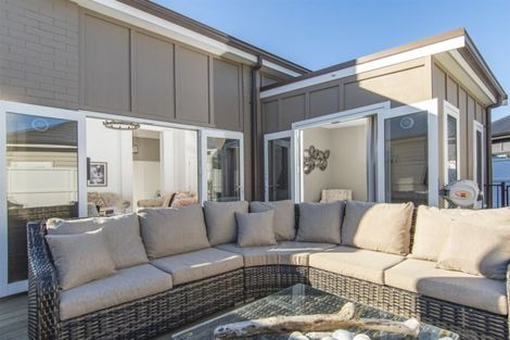 Photo of property in 8 Pebble Beach Way, Papamoa Beach, Papamoa, 3118