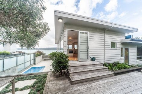 Photo of property in 20 Beere Haven Road, Seatoun, Wellington, 6022