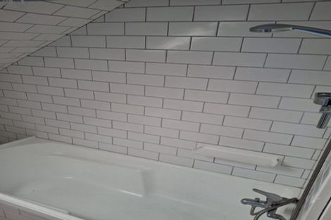 Photo of property in 8 Brougham Street, Mount Victoria, Wellington, 6011