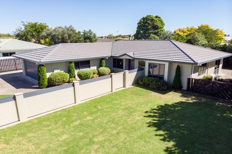 Photo of property in 1 Harris Place, Ngatea, 3503