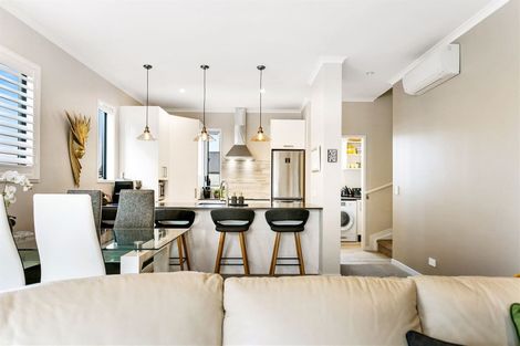 Photo of property in 12 Pheasant Lane, Hobsonville, Auckland, 0616