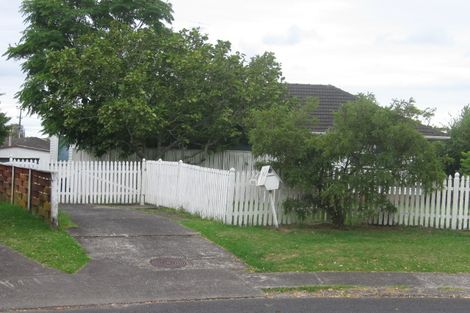 Photo of property in 10 Lenihan Street, Northcote, Auckland, 0627
