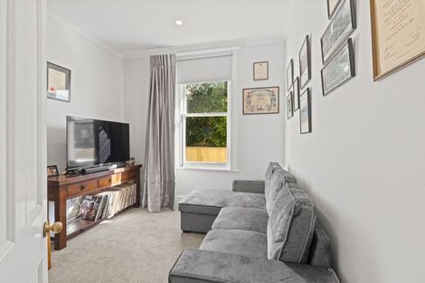 Photo of property in 2c Saint Leonard Street, Saint Johns Hill, Whanganui, 4501