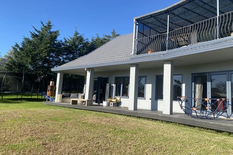 Photo of property in 109-111 Parrs Cross Road, Glen Eden, Auckland, 0612