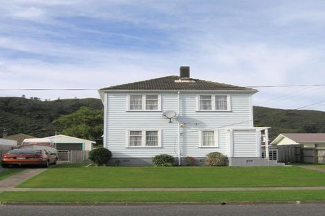 Photo of property in 58 Churton Crescent, Taita, Lower Hutt, 5011