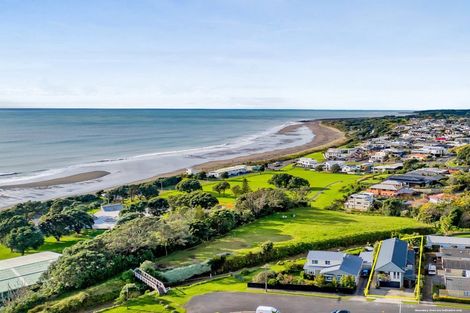 Photo of property in 3 Baring Terrace, Strandon, New Plymouth, 4312
